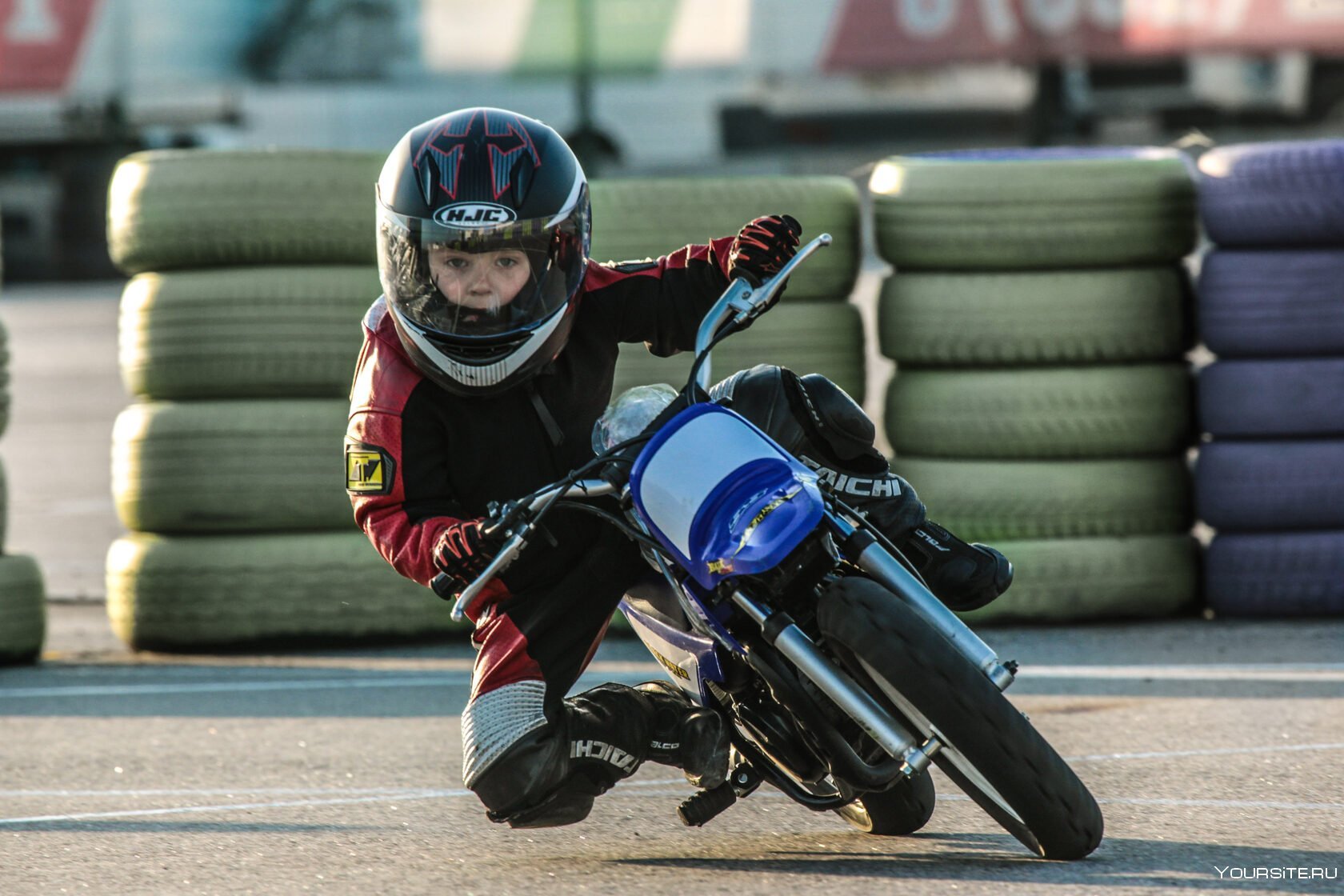 Детская мотошкола. Для мальчиков мотоциклы. Кататься на мотоцикле. Мотоцикл для детей. Мотоциклетный спорт.