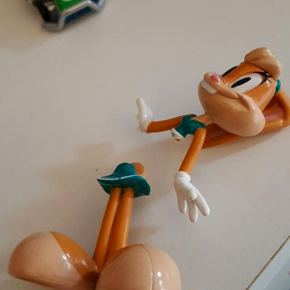 Сломанная игрушка
