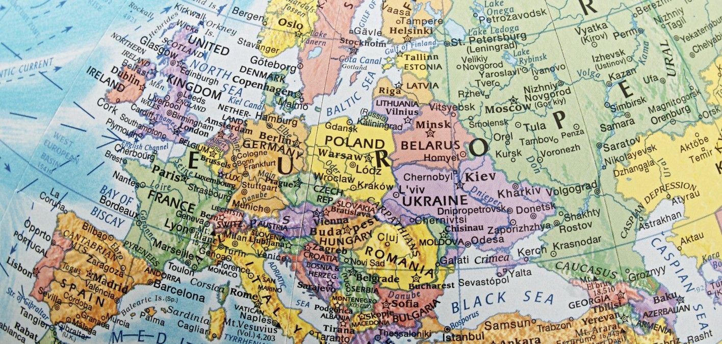 Европейские столицы карта. Политическая карта Европы атлас. Политическая политическая карта Европы. Карта государств Европы. Карта Европы со странами.