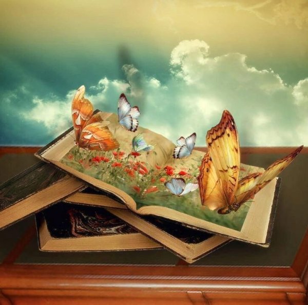 Коллаж из книг