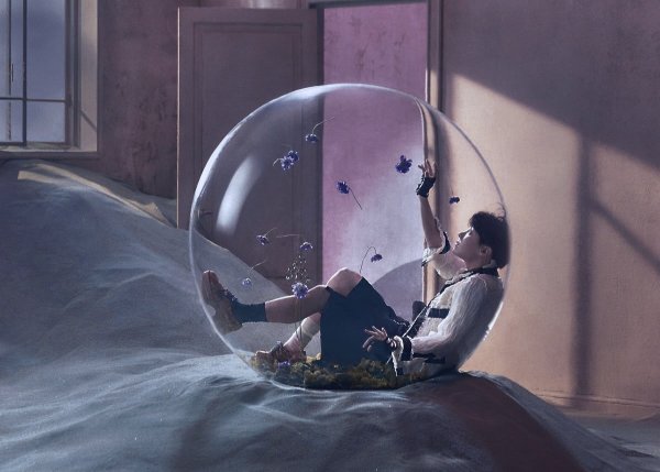 BTS Love yourself фотосессия в шарах