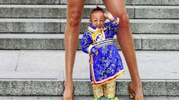 Самые маленькие ноги в мире