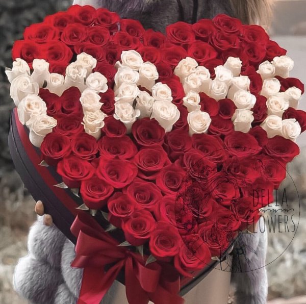 Букет роз сердечком