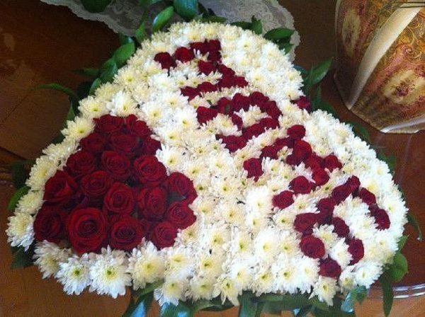 Букет цветов на юбилей маме