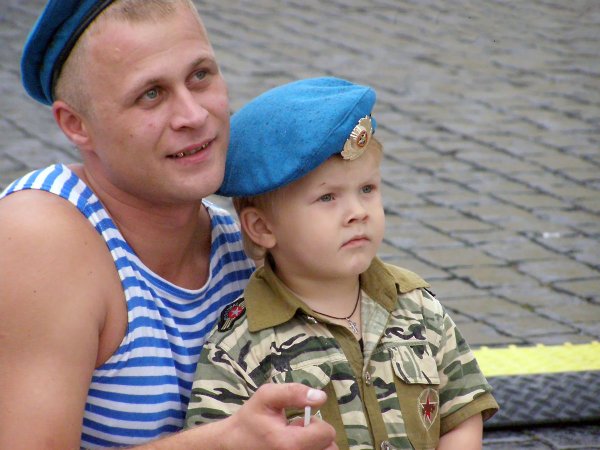 Малыши в десантной форме