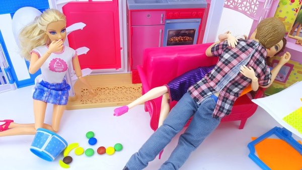 Игрушки Барби и Кен и Челси