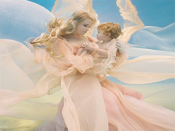 Зена Холловей (zena Holloway)