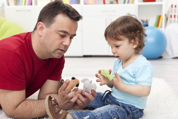Игры детей с родителями