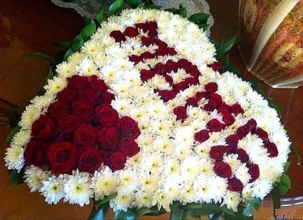 Букет цветов на юбилей маме