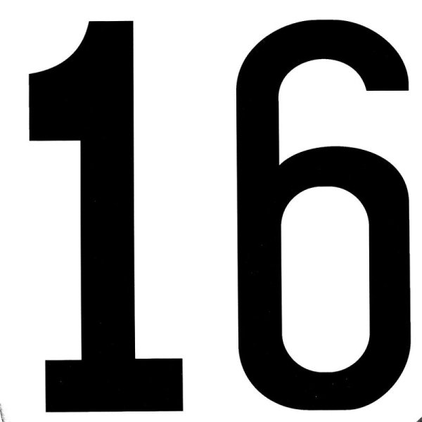 Цифра 16 на белом фоне