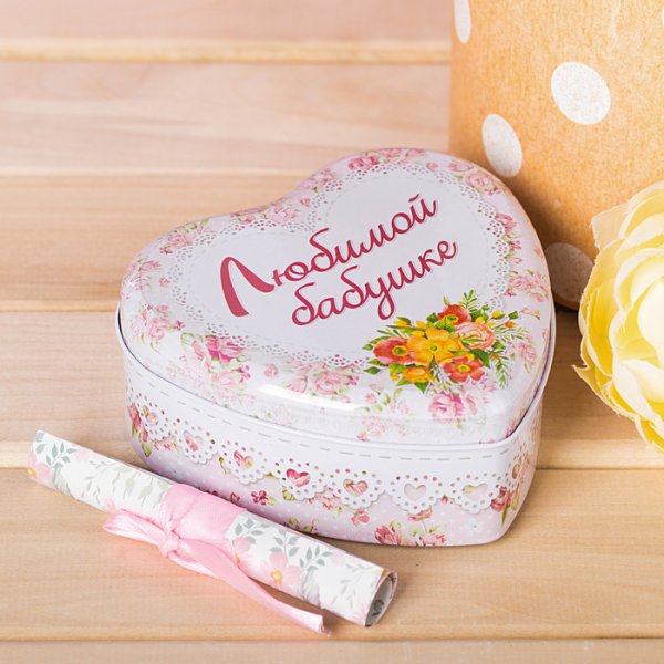Коробочка подарок бабушке