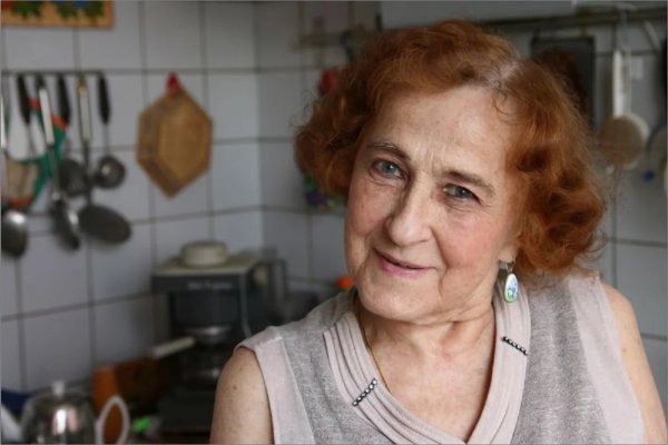 Бабка 65 лет
