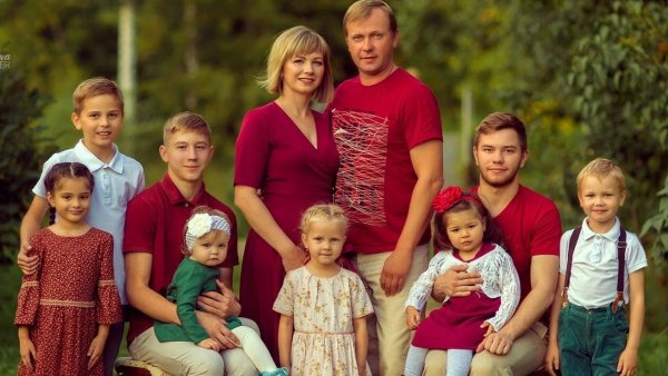 Многодетные семьи в России