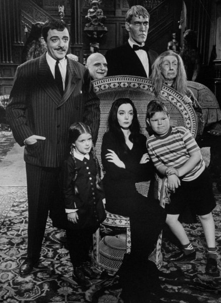 Семейка Аддамс сериал 1964