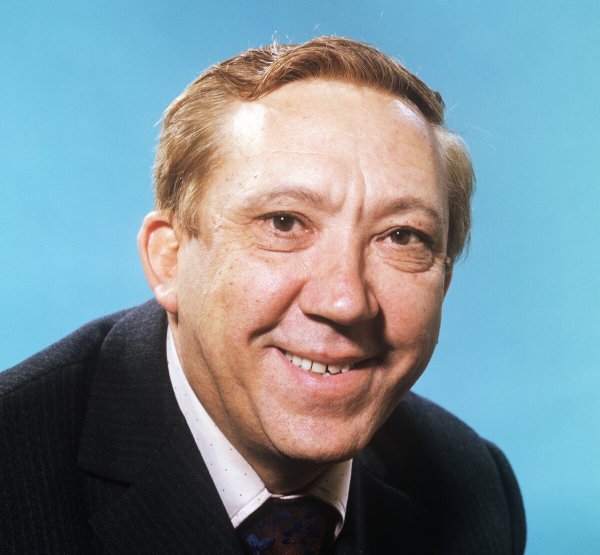 Ю Никулин