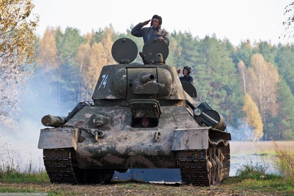 Танкист в танке