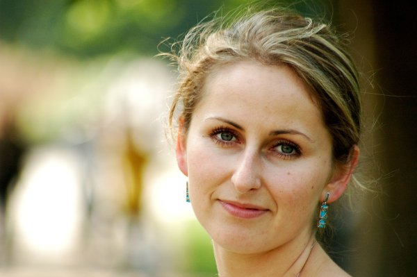 Женщина среднего возраста