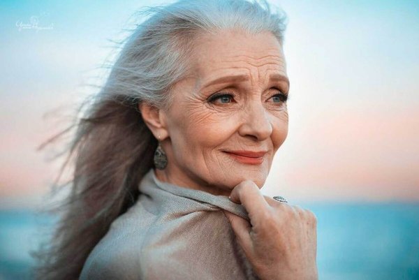 Регина Бретт 90 лет