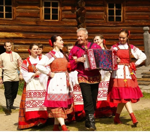 Русский традиционный танец