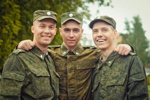 Солдаты в армии