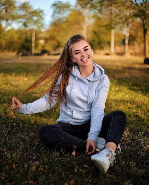 Красивые 20 летние девушки