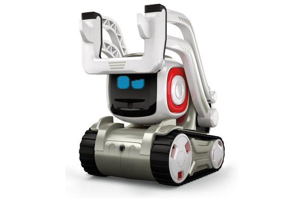 Маленький робот с искусственным интеллектом Cozmo