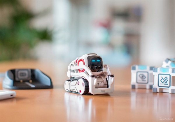Робот Anki Cozmo