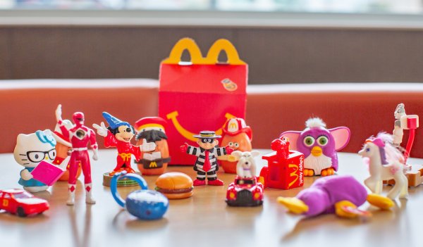 Макдональдс Happy meal 2021