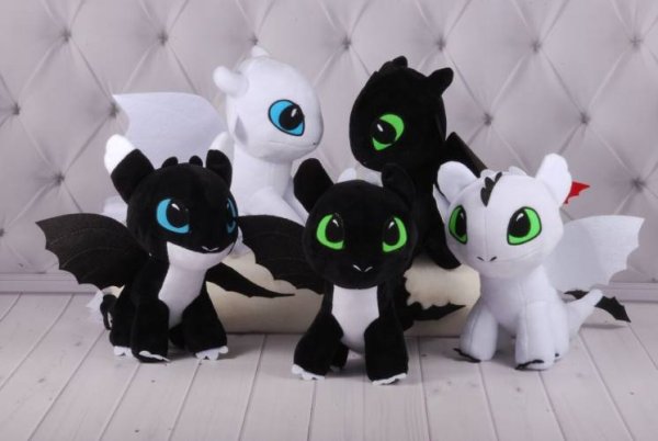 Дети Беззубика и дневной фурии игрушки