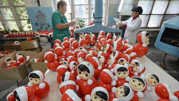 Завод неваляшек в Котовске