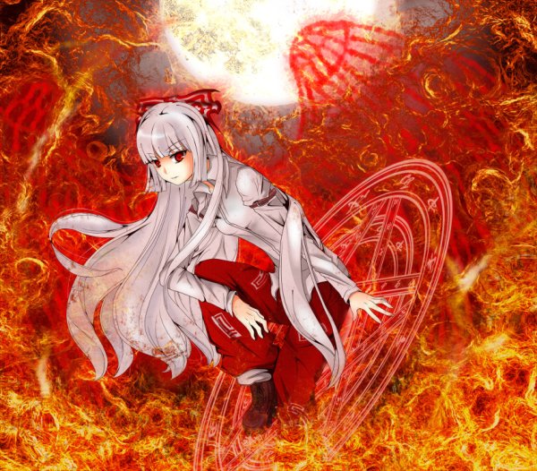 Mokou Fujiwara красные глаза