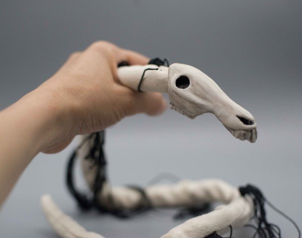 Тревор Хендерсон long Horse