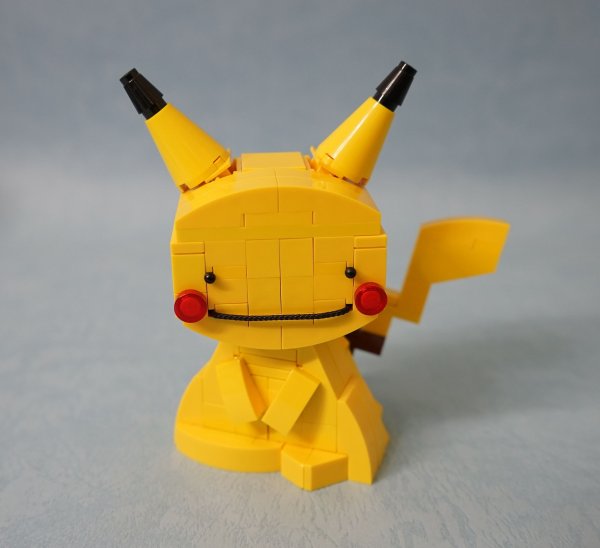 LEGO Пикачу покемон