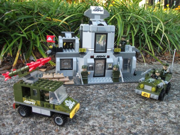 LEGO Военная база