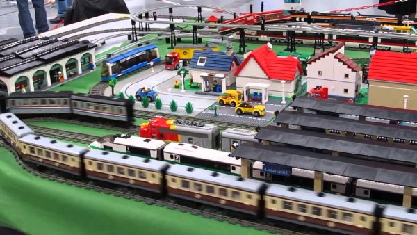 LEGO Passenger Train moc
