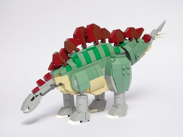 LEGO Стегозавр