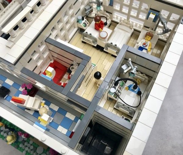 LEGO больница госпиталь