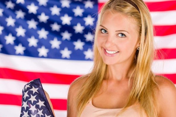 Красивые девушки США