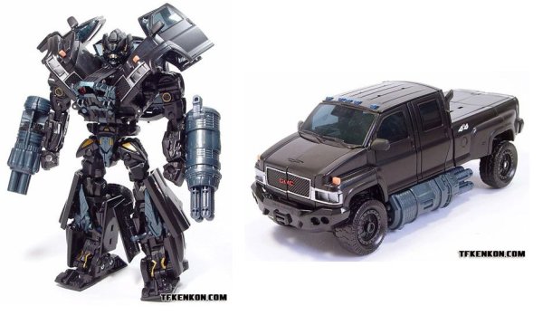 Ironhide трансформер Voyager