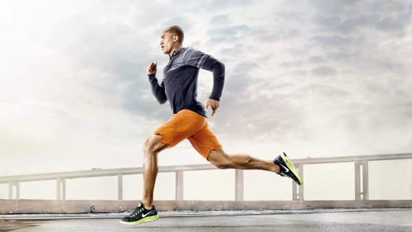 Спортсмены в движении