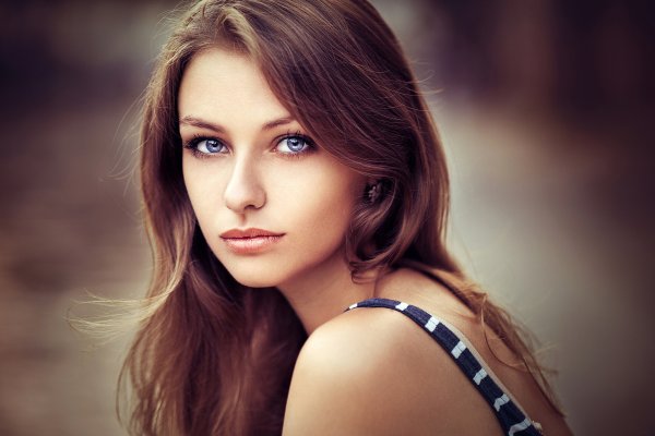 Лана Романова