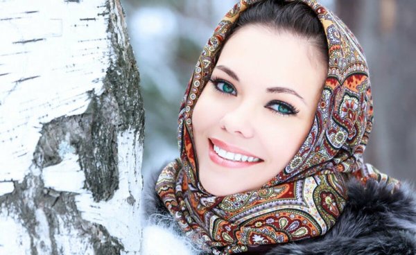 Павлопосадский платок русская красавица