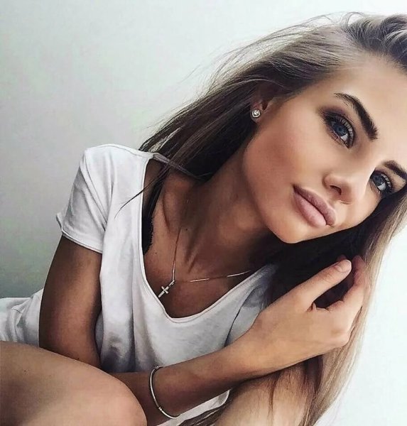 Ева Лаврова