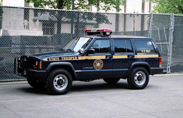 Jeep Cherokee XJ Police