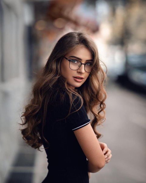 Anna von Klinski Glasses