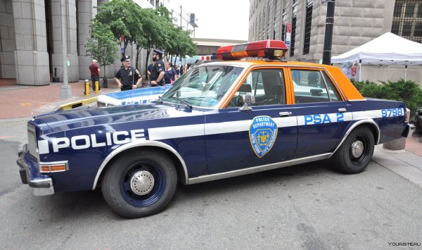 NYPD Police машины