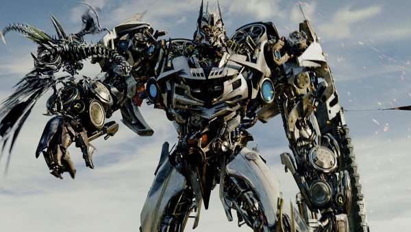 Саундвейв трансформеры 3 тёмная сторона Луны