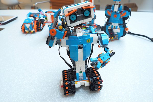 Робот LEGO Creative 17101