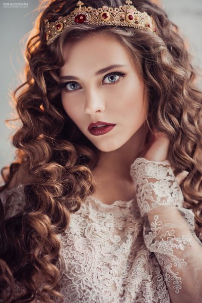 Симонова Регина