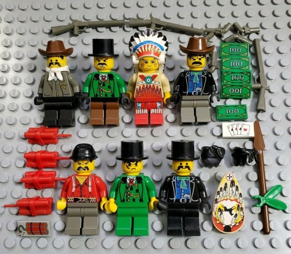 LEGO Western Minifigures